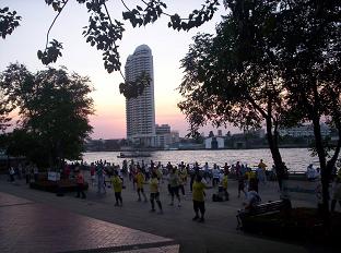 Fitness aan de rivier...