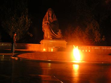 Veel prachtige (sovjet)monumenten.